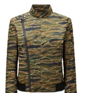 Carine Roitfeld x UNIQLO camo Moto jacket